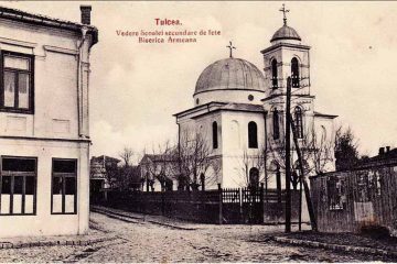 1 – Biserica armeană, perioada interbelică (Arhiva ICEM Tulcea)