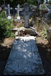 22 – Detaliu cimitirul ortodox – grec (simboluri de pirat), 2023 (Arhiva INP)