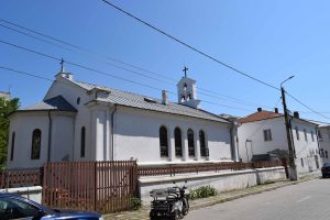 3 – Biserica și fosta școală catolică, 2023 (Arhiva INP)