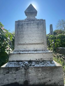 6 – Piatră funerară, 2023 (Foto Ștefania Blendea)